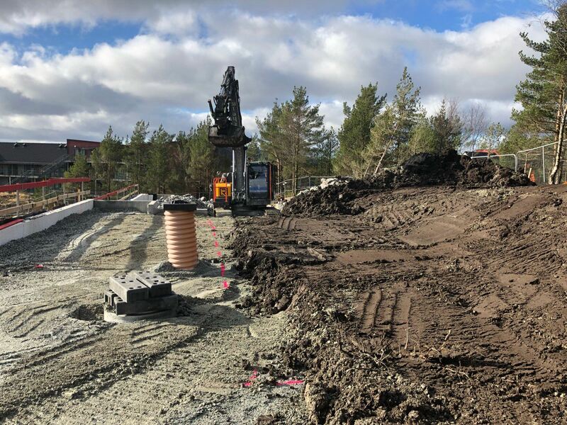 Langheiane i Knarvik. Romarheim har hatt grunnarbeidet i prosjektet inklusiv vann/avløp og anleggsgartnar. 